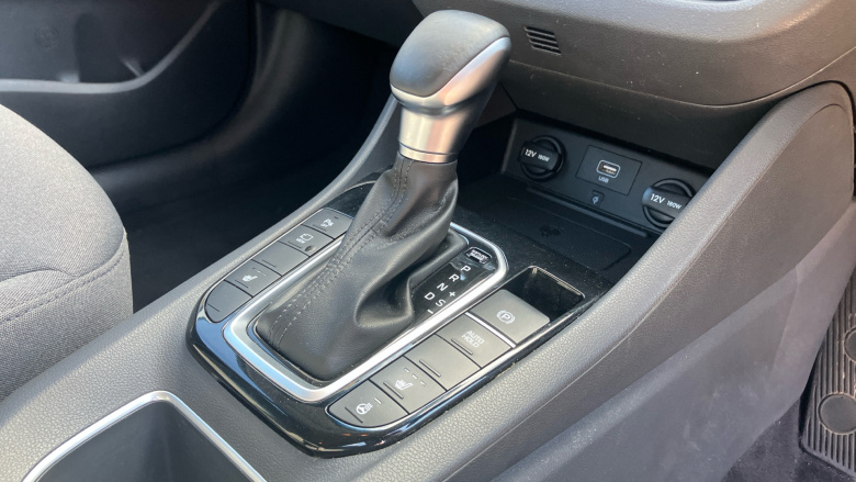 Hyundai IONIQ 1.6 GDi Hybrid Premium 5dr DCT Hybrid Hatchback